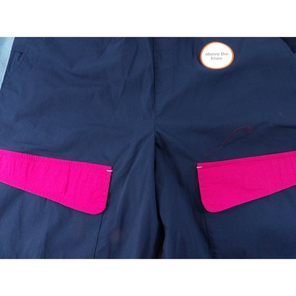 Men's Explorer Shorts 4 Pockets Fronts Have Hook Loop Flaps XXL 18 NWT - Picture 4 of 5